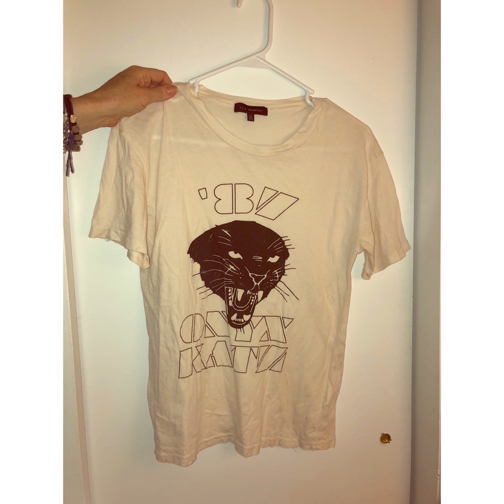 On trend graphic T-shirt